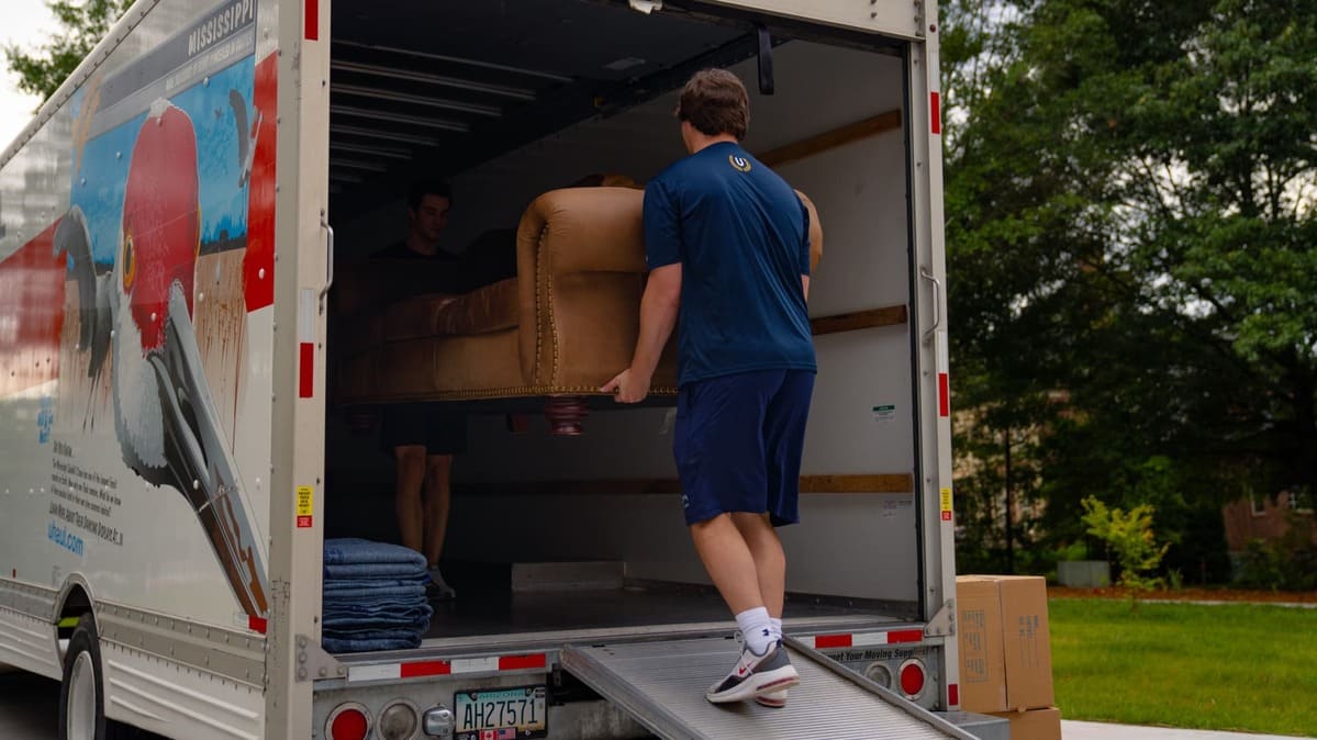 Long-Distance Moving Cost